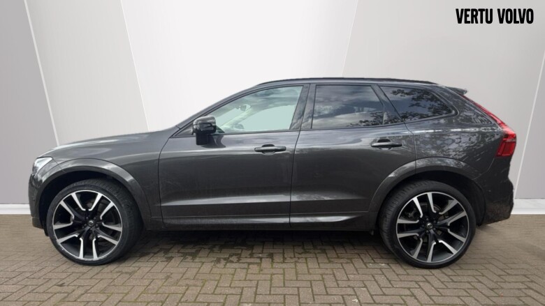 Volvo XC60 2.0 B5P Ultimate Dark 5dr AWD Geartronic Petrol Estate